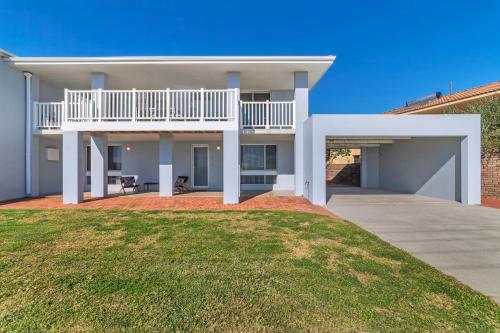 Blue Bay Beach Stay - Mandurah