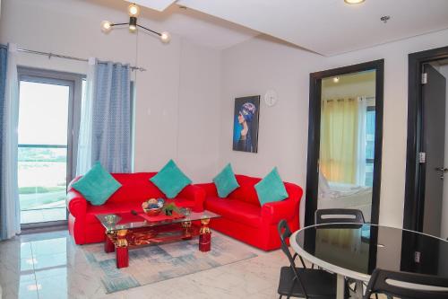 Signature Holiday Homes - 2 Bedroom Apartment in Mag 555