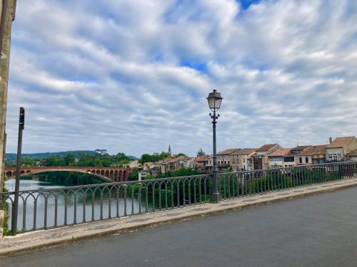 VilleneuveCityStay - main image