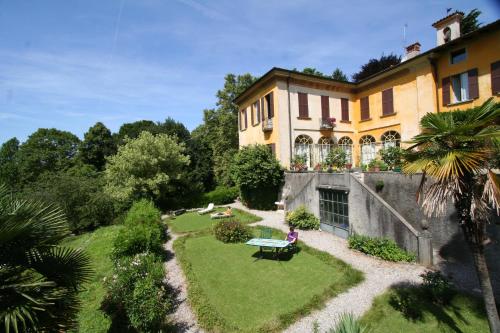  B&B Villa Sant'Anna, Pension in Bergamo