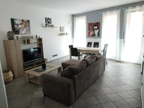 Beau meublé 3 pièces 60 m² Cannes Le Suquet photo 2