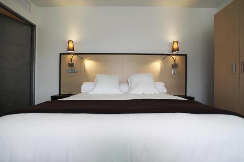 1 double bed