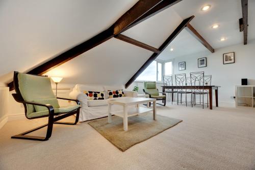 Picture of Week2Week Super Tynemouth Apartment Near The Beach