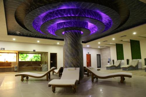 سبا, Hotel Sky Gevgelija in جيفجيليجا
