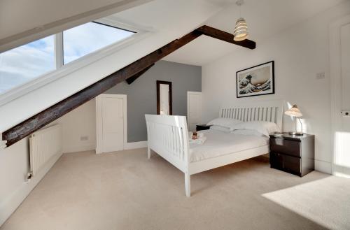 Picture of Week2Week Super Tynemouth Apartment Near The Beach