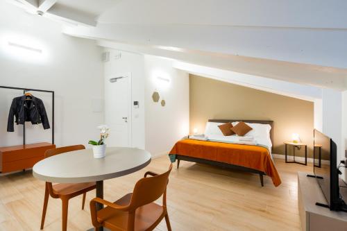 JOIVY Premium Apartments - Trieste Mazzini Room Type - Attic Studio