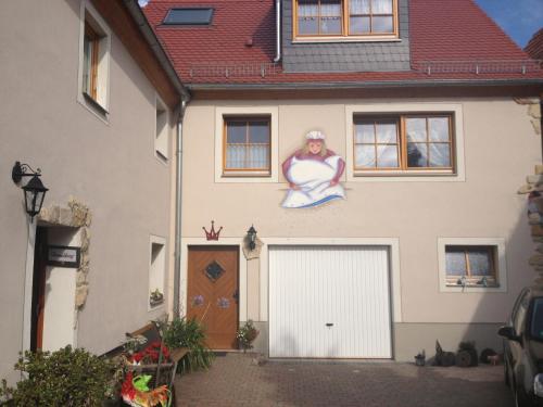 Entrance, Gastezimmer am Marchenbrunnen in Prohlis