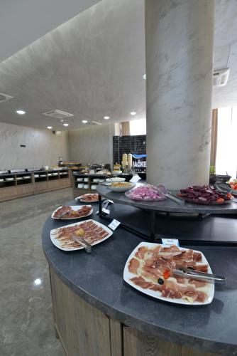 Spa Resort & Hotel Vrnjačke Terme - image 6