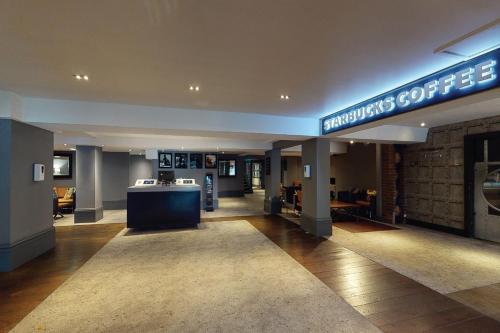 Village Hotel Manchester Cheadle - image 11