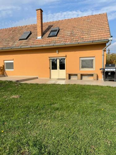 BG Apartments in Merenye