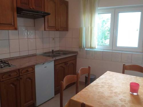 Apartment in Tribunj with sea view, balcony, air conditioning, W-LAN 5035-1