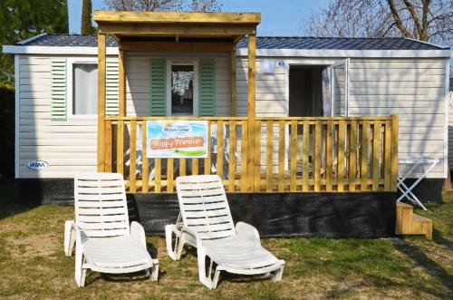 Happy Camp mobile homes in Solaris Camping Beach