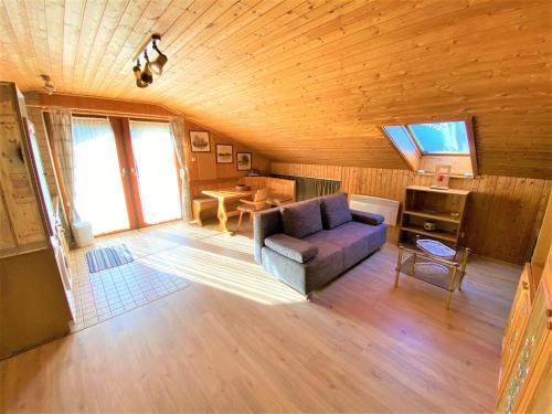 URIGES COZY Apartment MITTEN im BAYERISCHEN WALD + NETFLIX