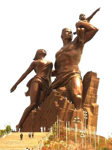 F3 sur OUAKAM cote monument de la renaissance