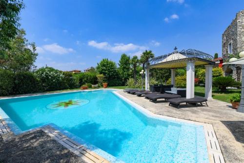  Private Luxury Villa with Pool in Moniga del Garda