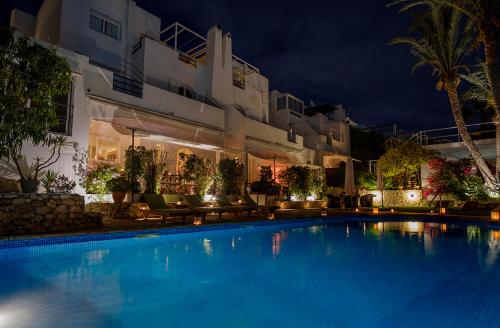 Mikasa Suites & Spa