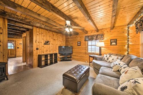 . All-Season Sanctuary: Steps to Moosehead Lake