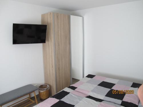 Gästezimmer 3 - Apartment - Angersbach