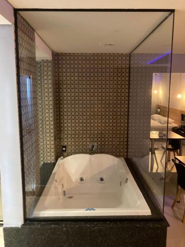 ห้องน้ำ, Drops Express Motel in บาร์เรโตส
