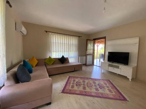 Sapanca villa yanıkkoy orman dibi 4+1 mustakil