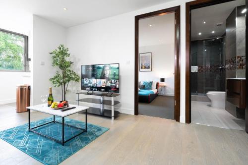 Haus Luxury Apartment - Perry Barr - Parking - Smart TV - WIFI - TOP RATED, Birmingham (photo 10)
