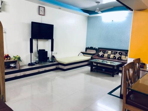 Home stay at the centre of the city!