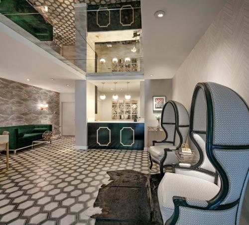 Előcsarnok, The Carlyle Inn in Beverly Hills