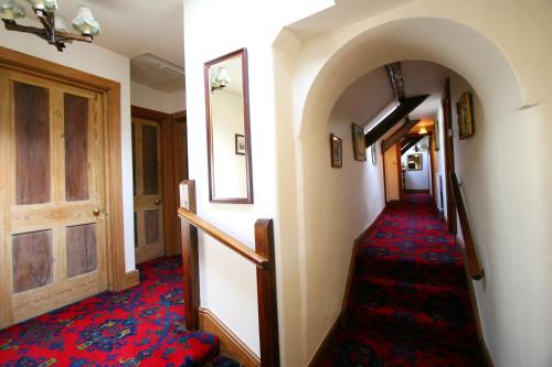 Collaven Manor - image 12