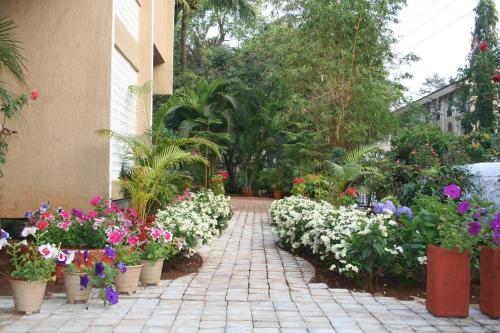 Facilities, Hotel Ferreira Resort in Lonavala