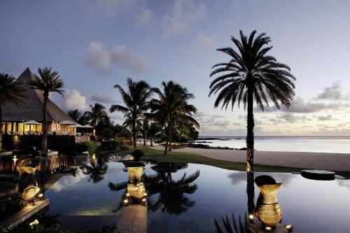 Shanti Maurice Resort & Spa