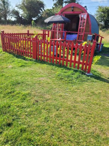 Glamping Pod in St Austell Sleeps 2 with Spa Pool in Luxulyan