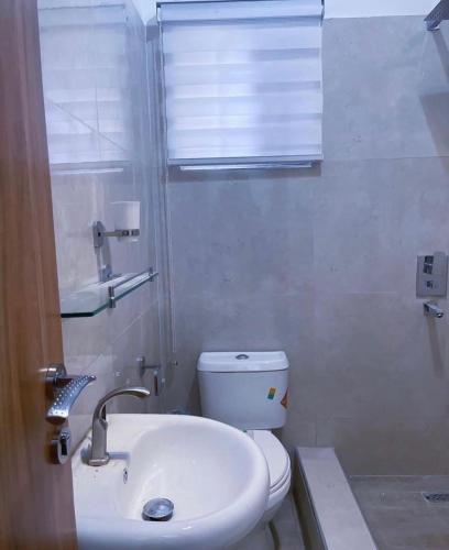 LUXURY ONE BEDROOM APARTMENT