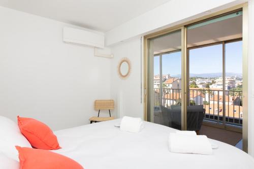 Rooftop View - 2 BdR 2 BthR 1 toil - Clim Terrace Elevator small Parking, Cannes (Foto 10)