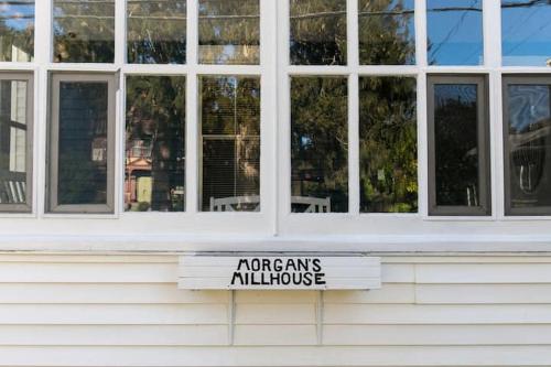 Morgans Millhouse Front in Great Barrington, USA