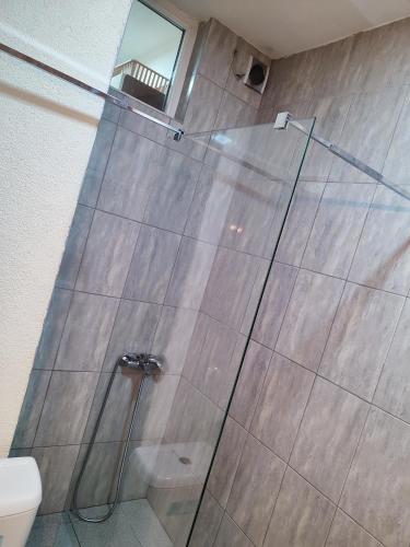 Kolev Apartments - Two Bedroom Cozy Central Apartment, Скопье (фото 11)