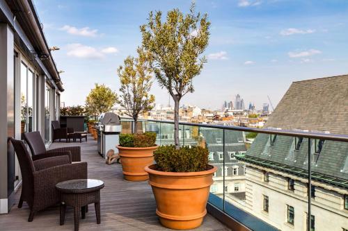 Vista/Panorama, The May Fair A Radisson Collection Hotel Mayfair London in Mayfair