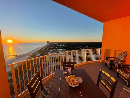 Calypso 3-2303 Penthouse Level w/ Incredible View! thumb 2