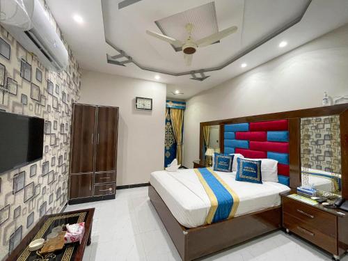 Horizon Hotel – Lahore, WI