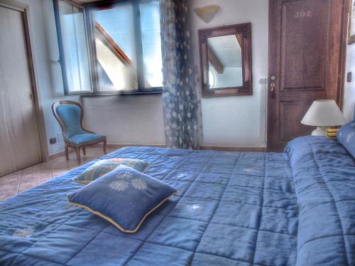 Villa Donna Fausta - Tap to explore photos
