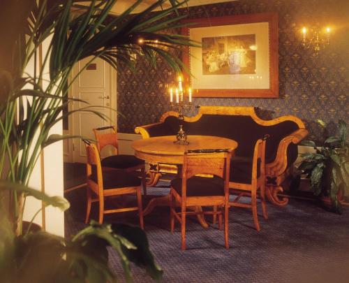 Seadmed, Lillesand Hotel Norge in Lillesand
