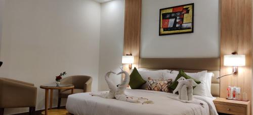 Elora Lords Eco Inn Lucknow