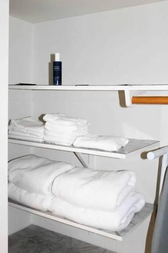 Comfy 2 bedroom Condo with tons of fun! MiniArcade
