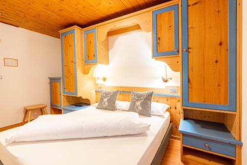 Albergo Dolomiti Room Type - Double or Twin Room