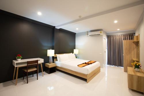 185@Surawong Residence Bangkok