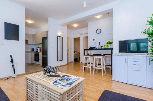 Private Garden Apartment Dubrovnik - main image