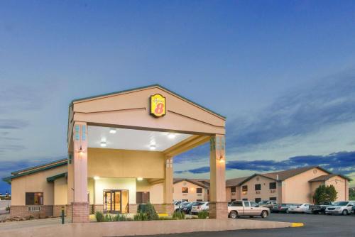 Super 8 by Wyndham Santa Rosa