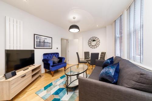 Garrick Mansions by Q Apartments - image 3