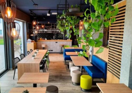 Restaurant, ibis budget Oostende airport in Oostende