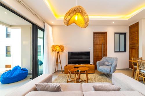 One Bay Residence-Apartment 9-Brand New Apartment