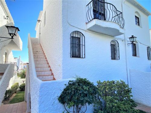 Apartment with Sea View image 2